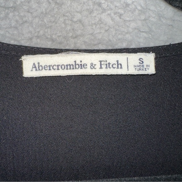 Abercrombie & Fitch Top Womens Small Black Babydoll Button Front Smocked Back - Picture 3 of 5